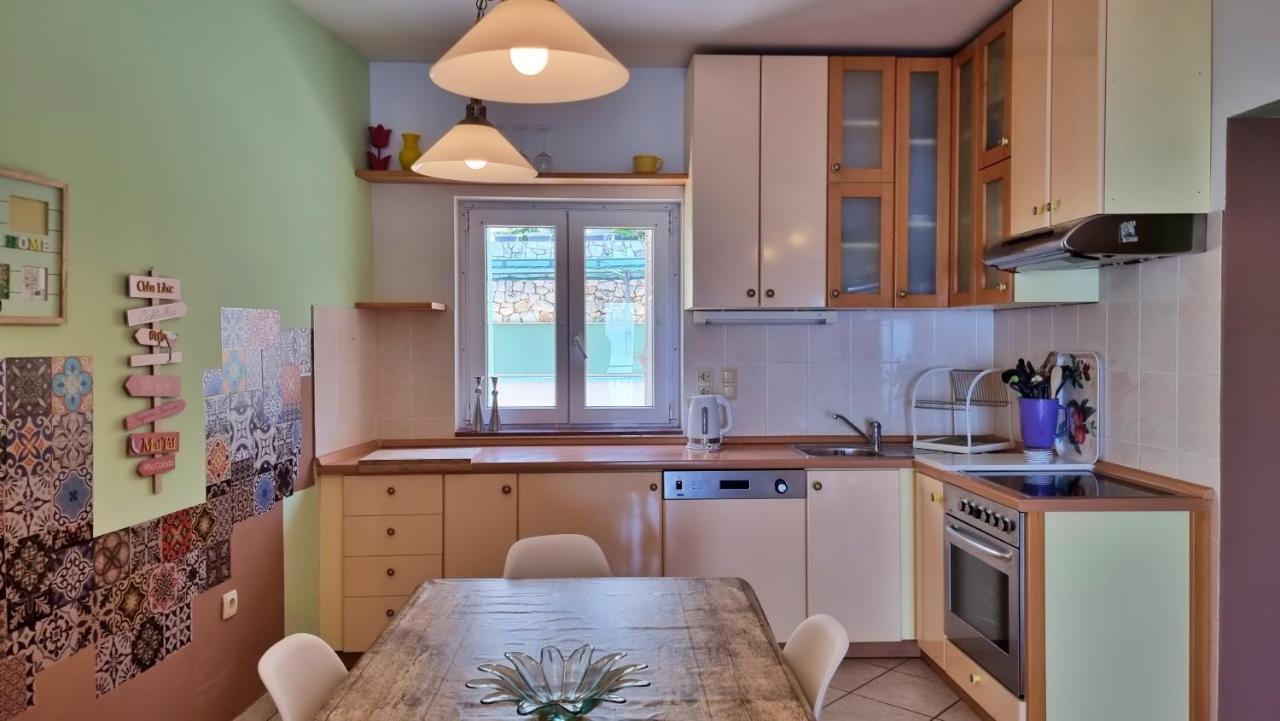 Apartments Soric Omiš Eksteriør bilde